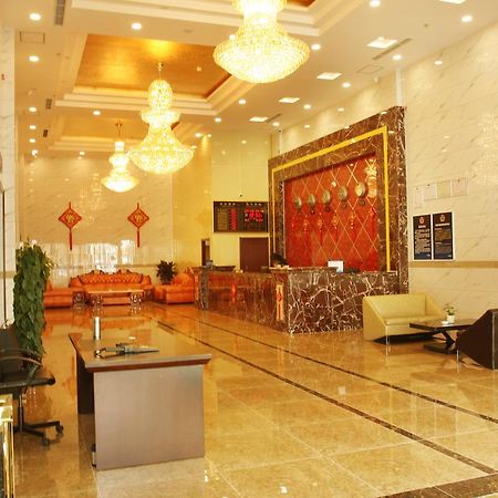 שון אי Beijing Wanjia Business Hotel מראה חיצוני תמונה