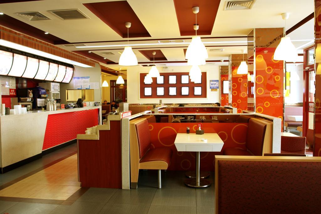 שון אי Beijing Wanjia Business Hotel מראה חיצוני תמונה